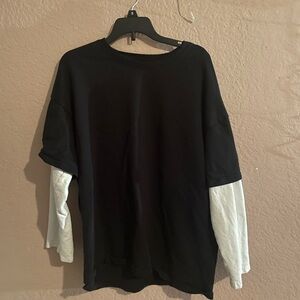 Long sleeve black tee